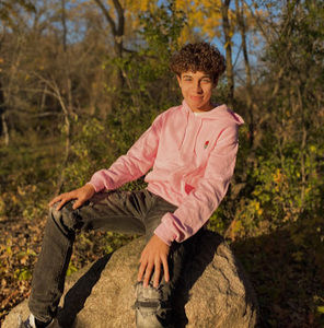 Meet your Posher, Evan